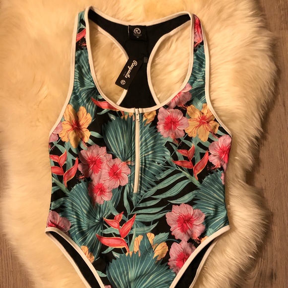 Racysuits Swimsuit Size M - Picture 4 of 6